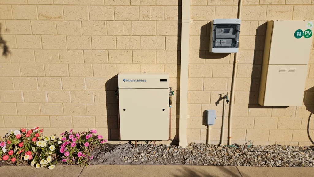 Classic Cream Vortex Pro 3 on a cream brick wall at a Dunsborough home