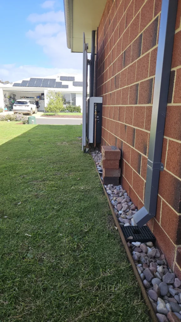 Vortex Pro 3 installed along the side lawn of a Dunsborough home
